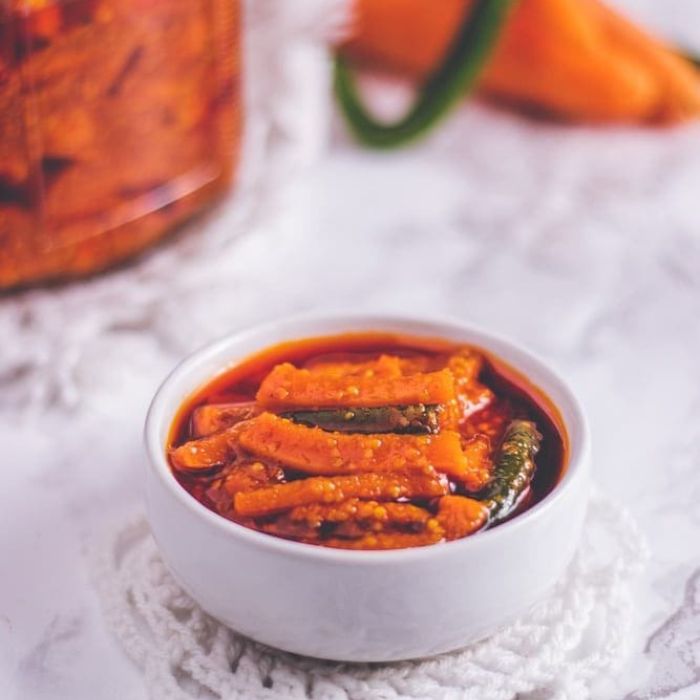 Buy Premium Carrot Pickle 100 gm